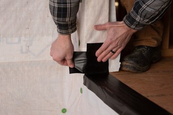 Shurtape FrogTape Negro Cinta brillante - 3.75 pulg. Anchura x 75 pies Longitud - 10 mil Espesor - SHURTAPE 105724